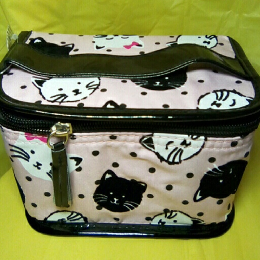 Makeup bag